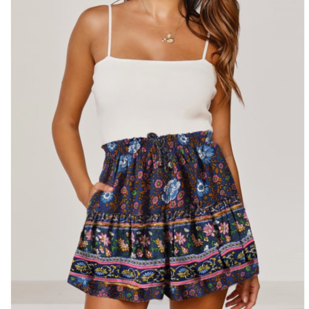 L▪️Sweet Summer Ruffle Short▪️New